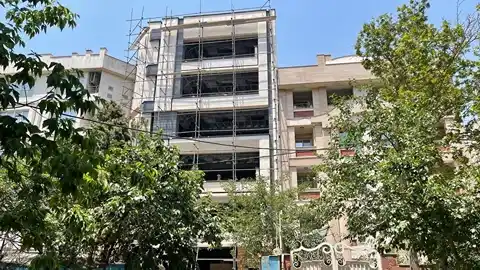 تکمیل ساختمان نیمه کاره
